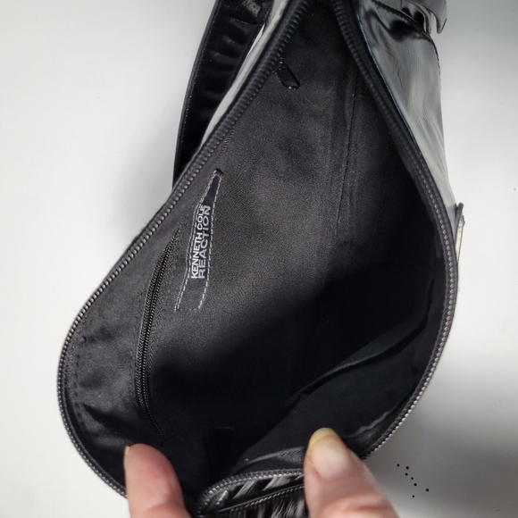 Kenneth Cole Reaction black vinyl baguette shoulder bag - Picture 6 of 8